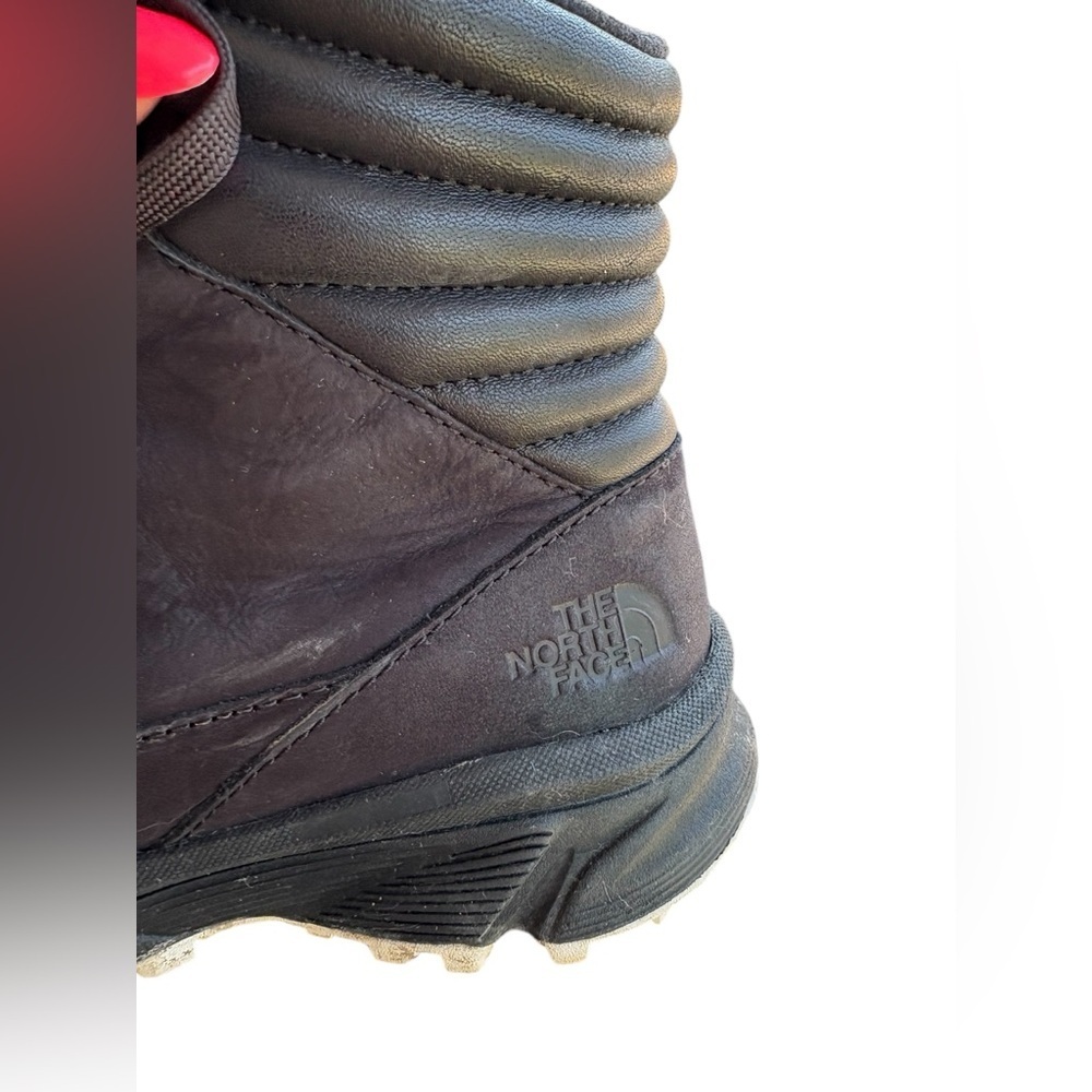 The North face Womens Raedonda Boot/ sneaker Winter Snow Boots Sz 8 black used - Picture 4 of 8